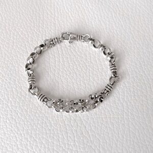 Silver chain bracelet, 7”L